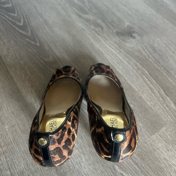 Michael Kors leopard peep toe heels - Picture 5 of 7